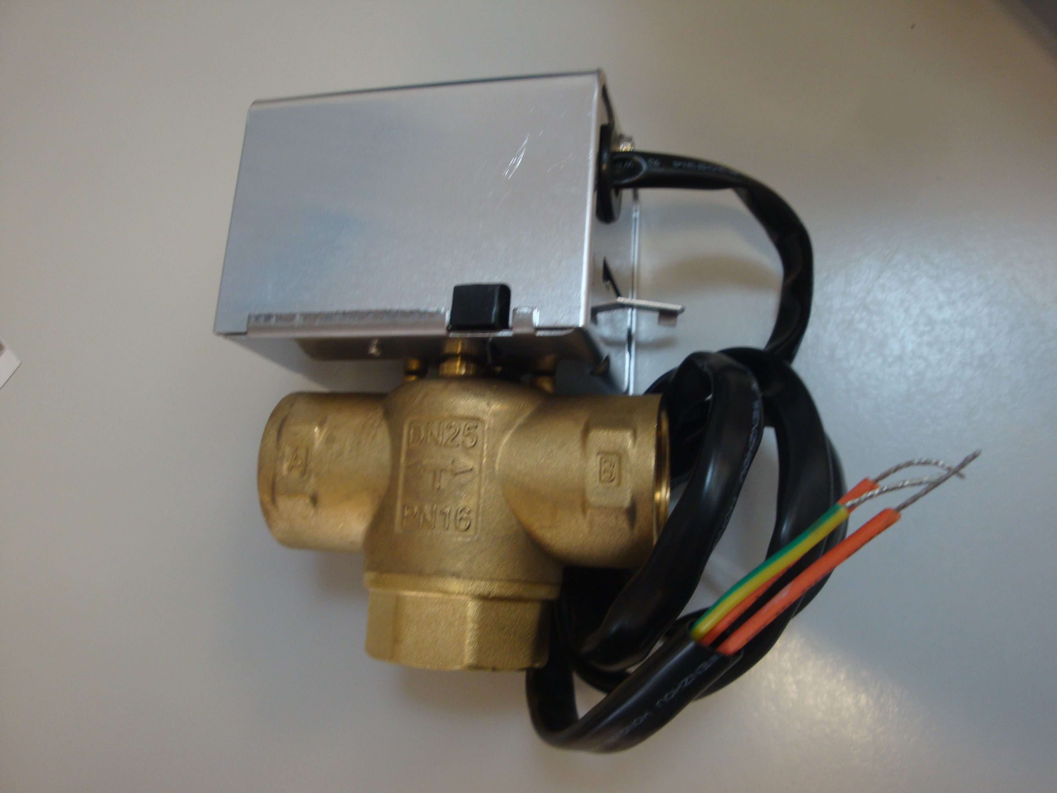 3-Wege Zonenventil 3/4" IG 230V Umschaltventil Motorventil