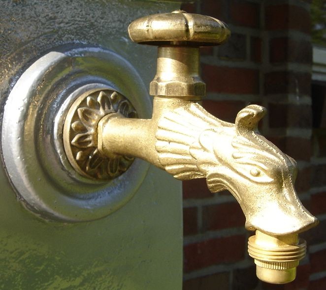 Drachen Auslaufventil MESSING Wasserhahn Drache BLANK