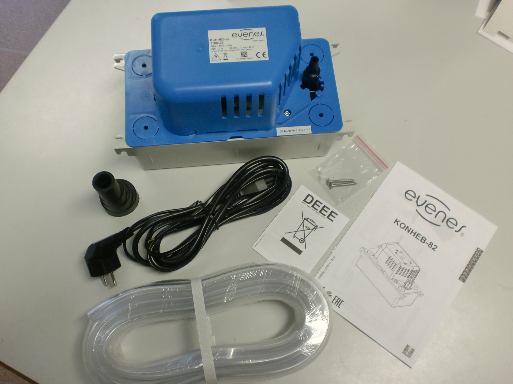 Evenes 73 Euro Kondensatpumpe Konheb-82 3108325 KonHeb Kondensathebeanlage